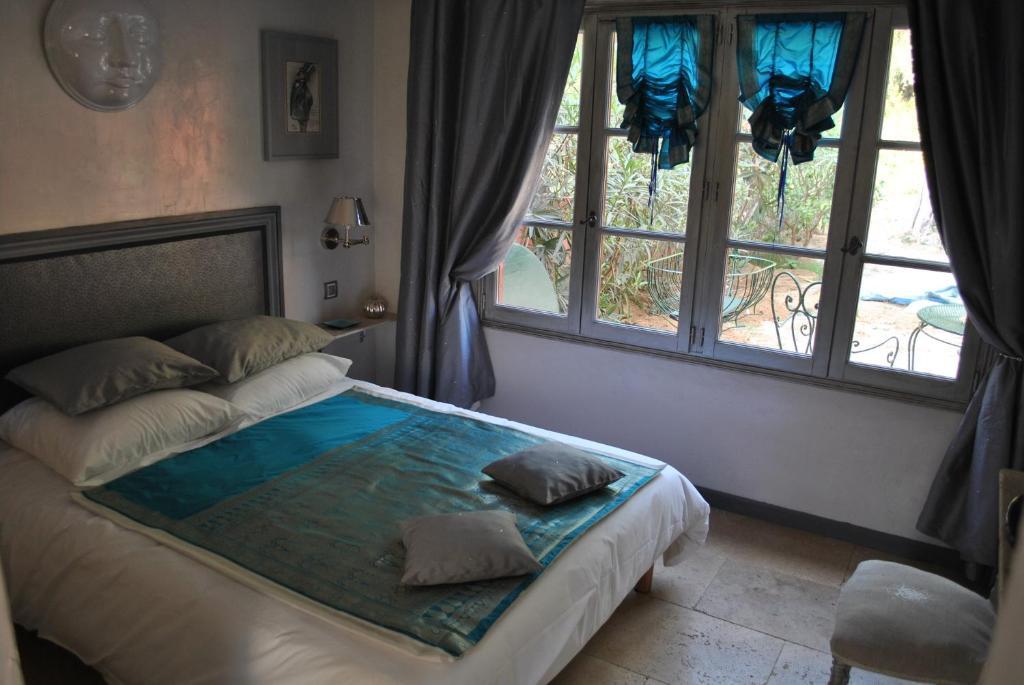 Bed and Breakfast Sous L'Olivier Ментона Номер фото